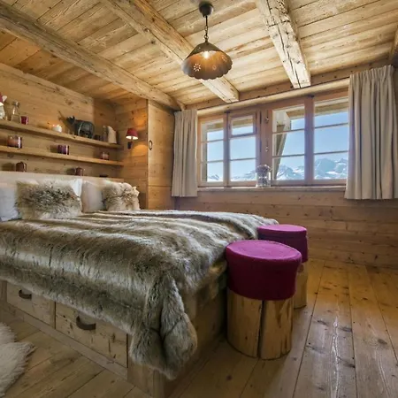 Lovely Chalet For 14 People Jacuzzi/