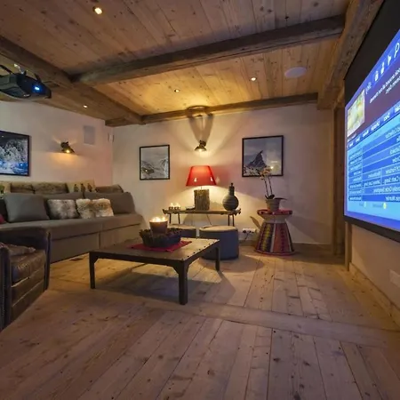 Lovely Chalet For 14 People Jacuzzi/